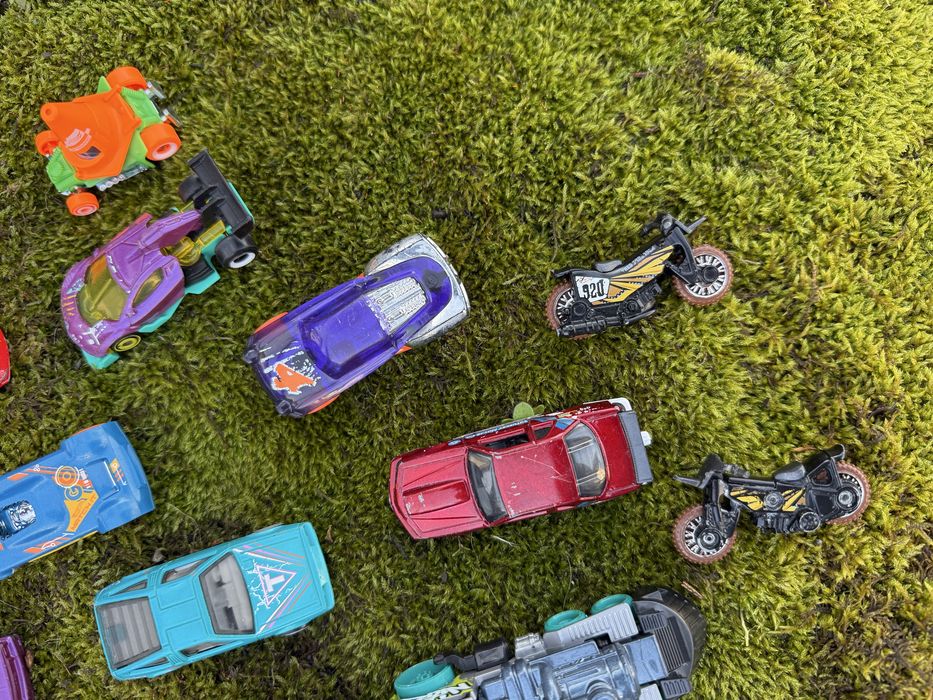Lot masinute Hot Wheels
