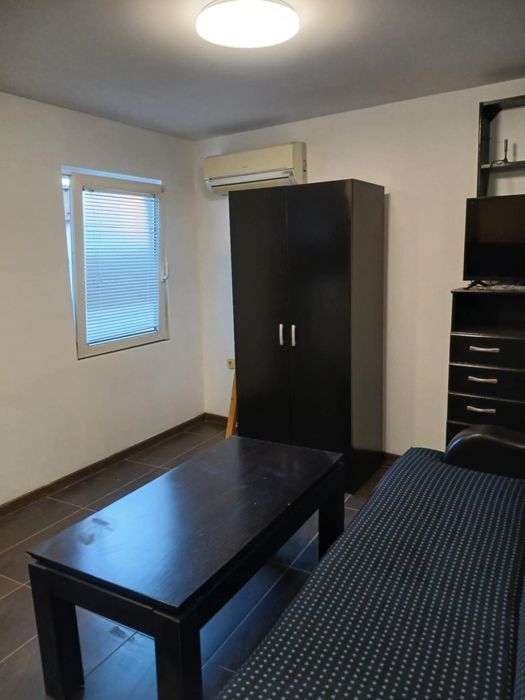 Давам по наем стая