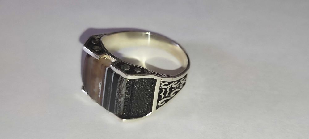 Классное необычное серебряное кольцо с камнем АГАТ