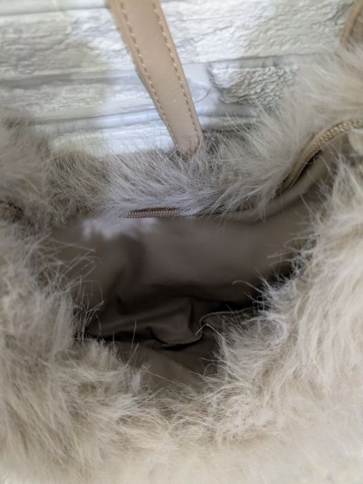 Дамски чанти 2 броя, нови.