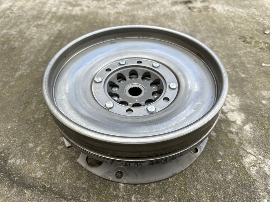 Volanta cutie automata Audi A4 B9, A5 8W, Q5 FY