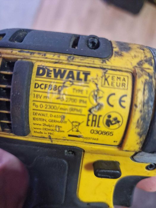 Filetanta impact 1/2 DEWALT DCF880 functionala! acumulat 5ah cap spart