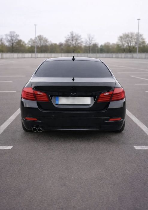 BMW 5 Series 2015 — imagine 13