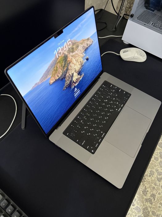 Macbook pro 16 m1 pro