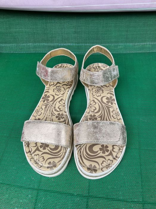 Босоножки Primigi , Geox , 38,39р