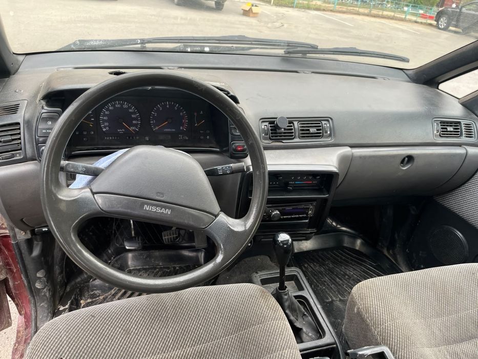 Продам машина Nissan