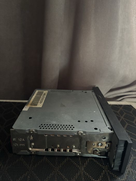 Оригинално радио SEAT Aura / Sound System – за части (не работи)