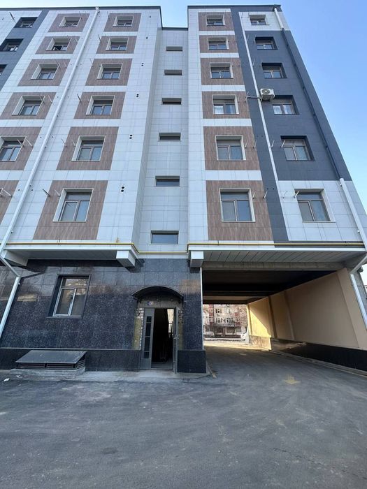 Новостройка 3 хона 2 этаж можно в  Ипотеку