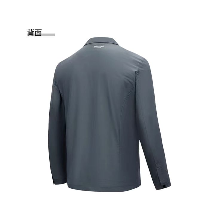 Тонкая куртка MIZUNO