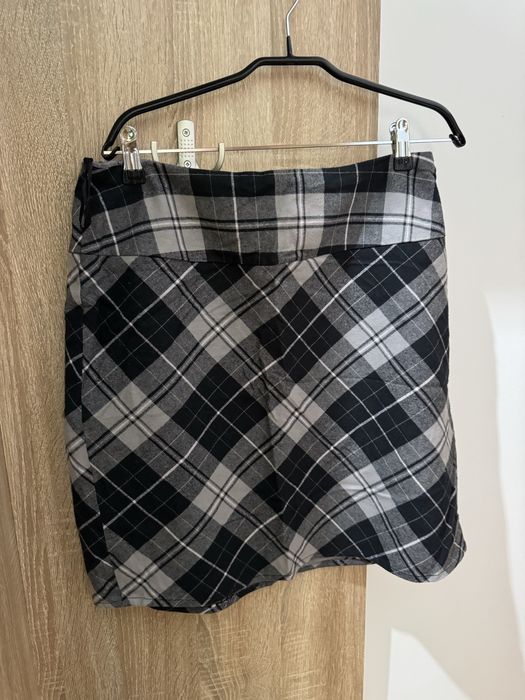 Дамски поли букле и други