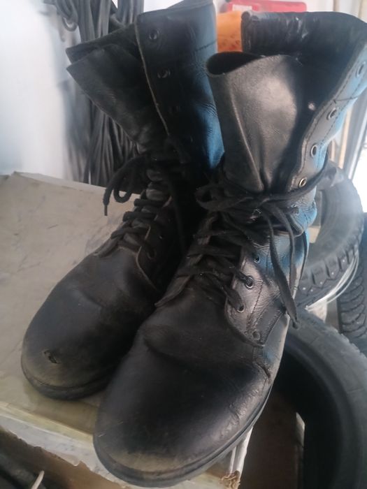 Продам берцы черный летний р 44