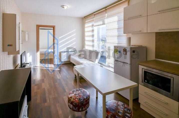 Дава се под наем Двустаен апартамент в София, Студентски град - 75 кв.м за 375 € - Снимка #2