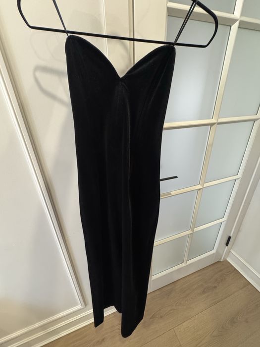 Бархатное платье Zara