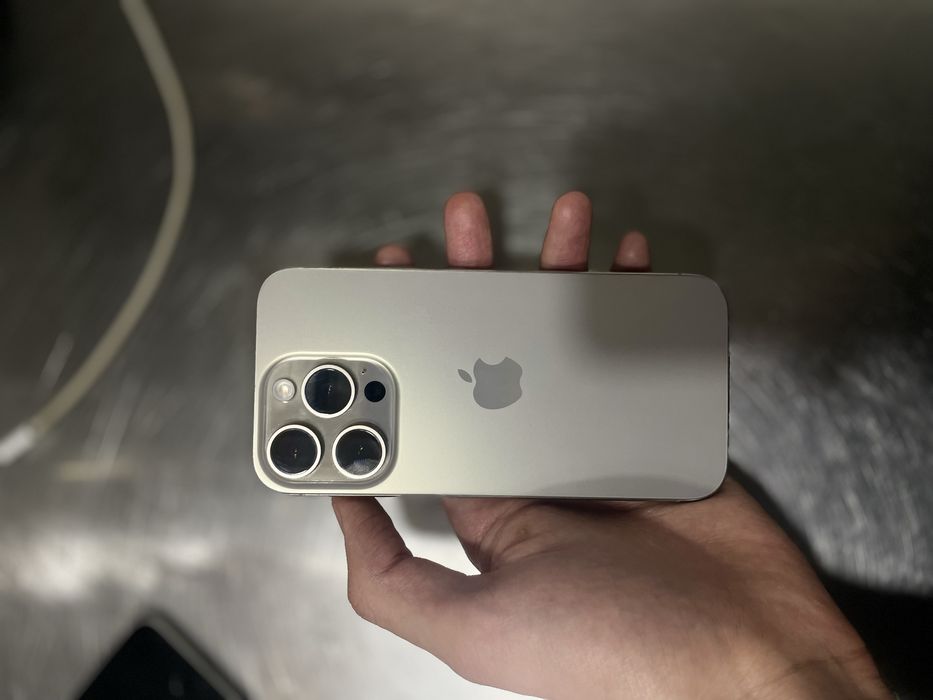 Iphone 15 pro 86% yomkost 128gb K/ha holati yaxwi