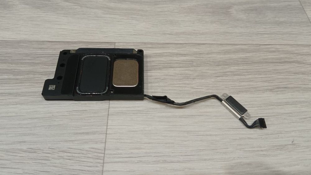 Динамики Apple iMac A2438 24" 2021
