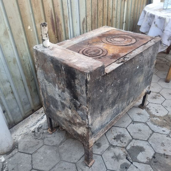 Продам печь отопительную