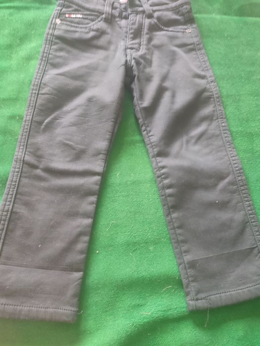 Продам рубашки и брюки для мальчиков