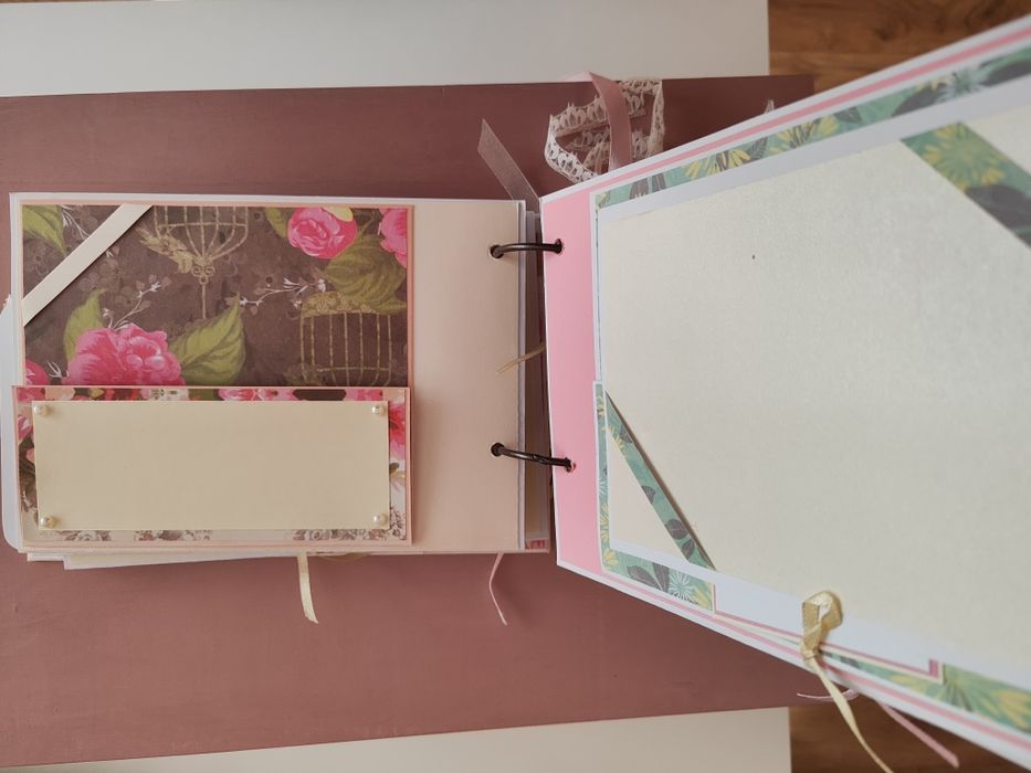 Албум за моминско парти