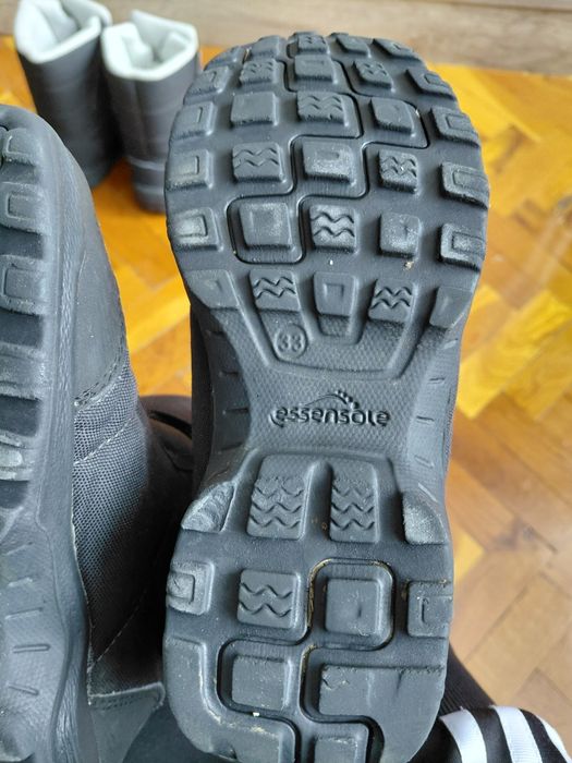 Ботуши Quechua 33н и34н.