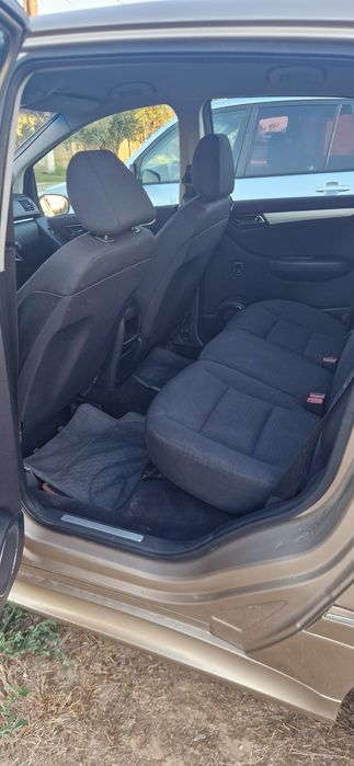 Vând sau schimb Mercedes b-class