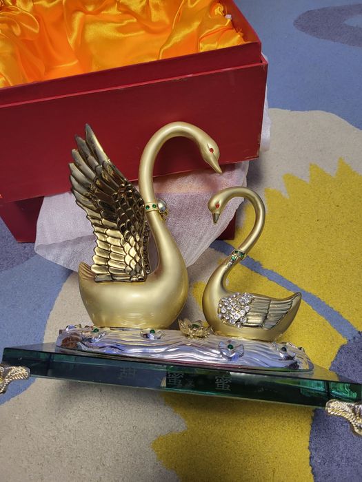 Декоративная статуэтка