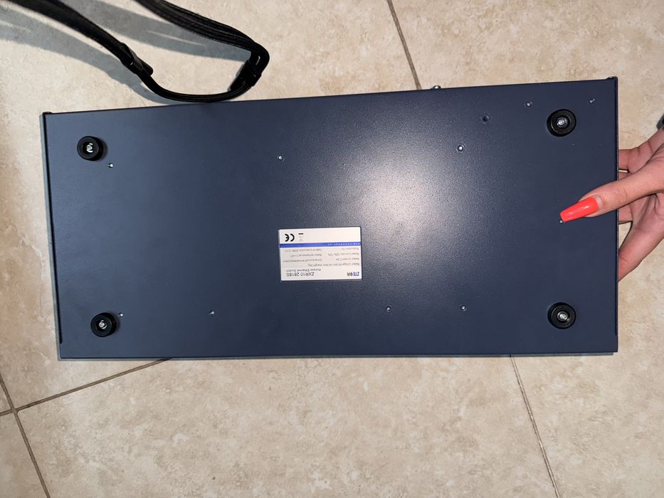 Суйч ZTE ZXR10 2818S