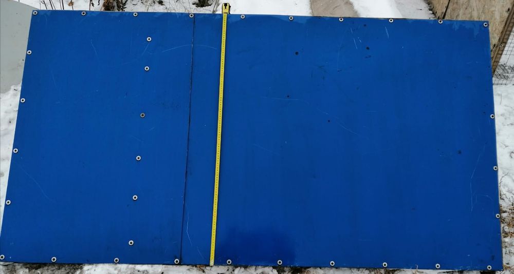 Продам 2 КЛЕТКИ  ПОД броллеров , птицу .