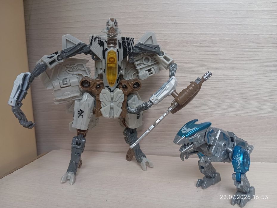 Игрушки  трансформеры