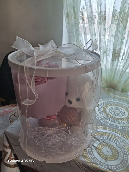 Букет с игрушкой