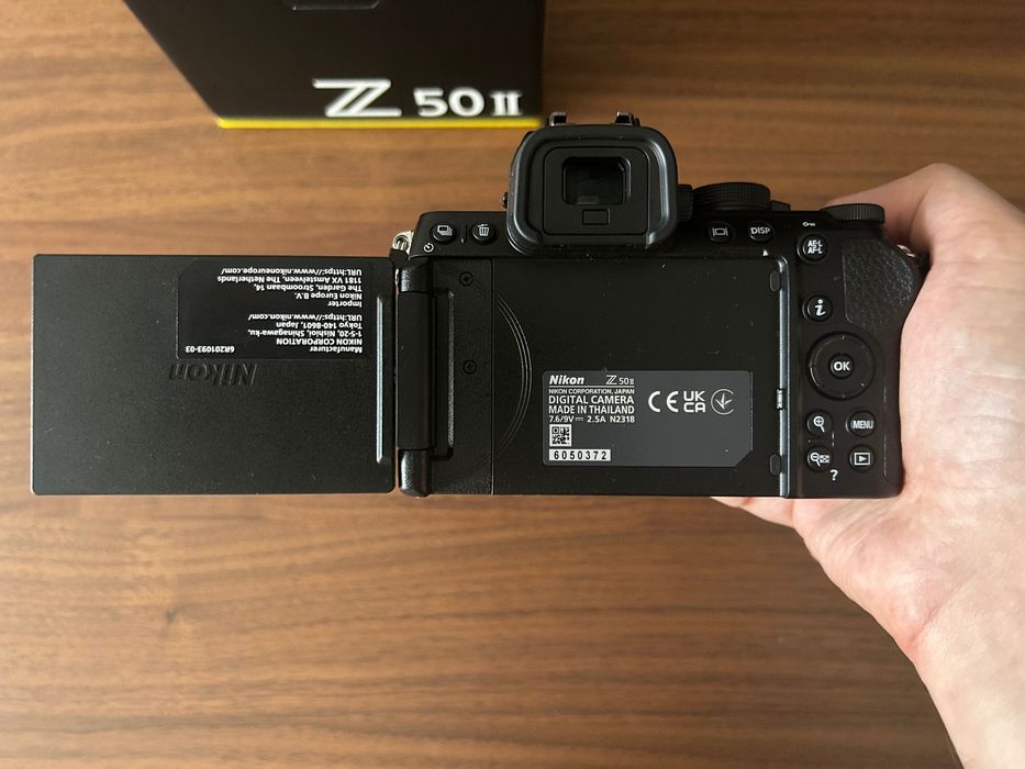 Nikon Z50 II - 657 кадъра, гаранция, отлично състояние