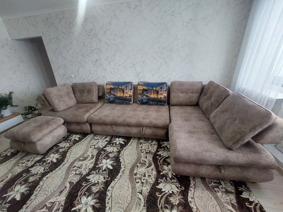 диван угловой 3.5 * 1.8 * 1.0