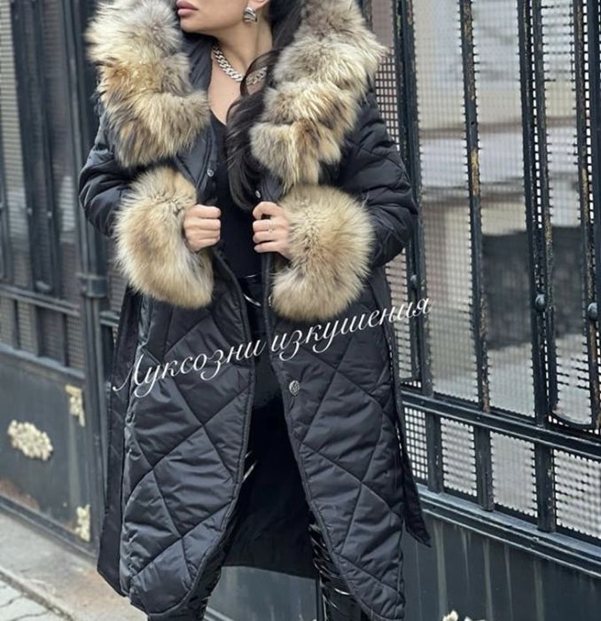 Палто с истински богат косъм от лисица