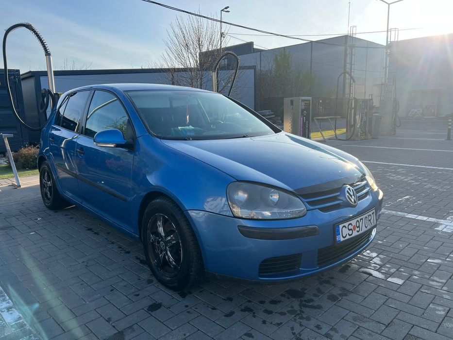 Volkswagen Golf 5 1.6 FSI