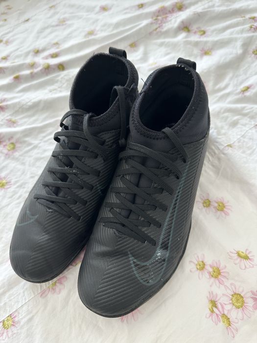 Ghete de fotbal Nike
