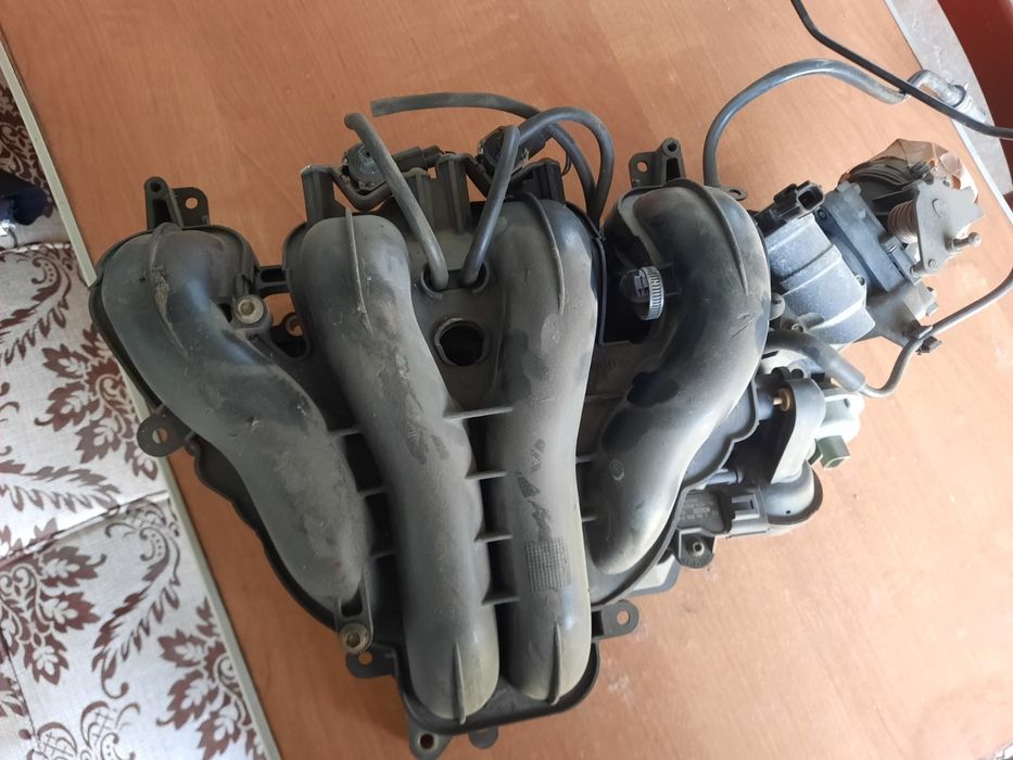 Продам запчасти на Мазда 6