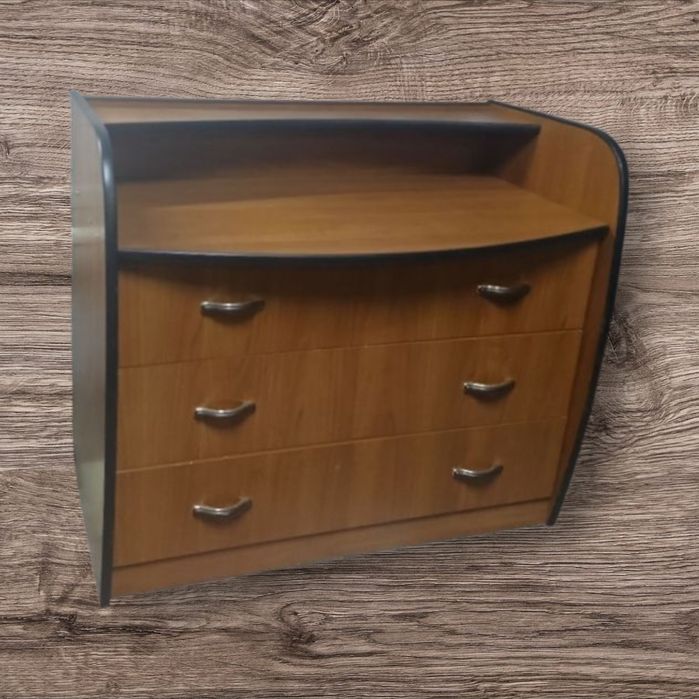 Продам камод в хорошем состоянии