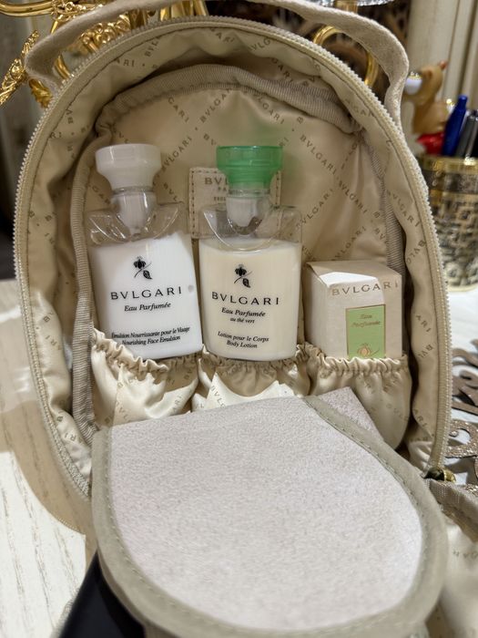 BVLGARI  косметичка для поездок