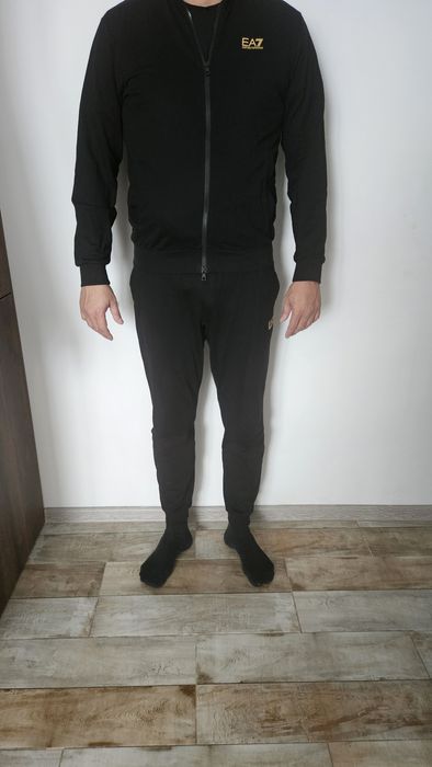 Анцунг EA7 Emporio Armani