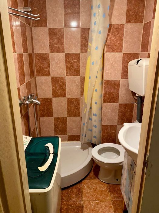 Proprietar-  inchiriez garsoniera /se ofera contract de inchiriere