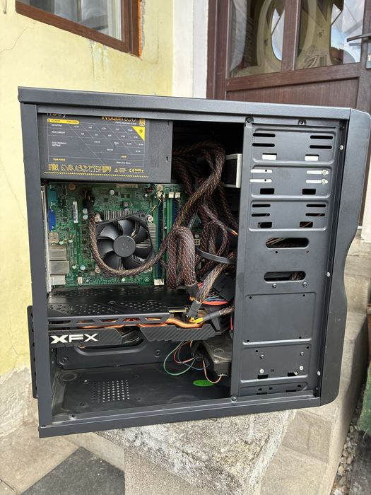 Gaming PC - i5-2400/AMD Radeon rx 580 8gb/2TB HDD/8GB Ram