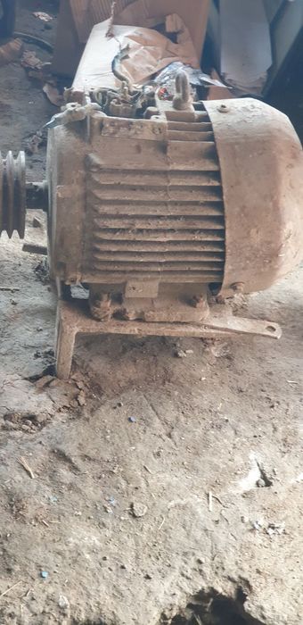 електро мотор 7.5кв 1500абарод