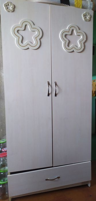 Детский шкаф и кроватка
