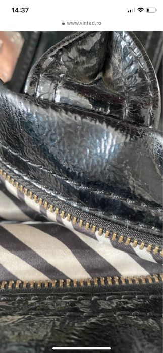 Geanta  Guess neagra lacuita