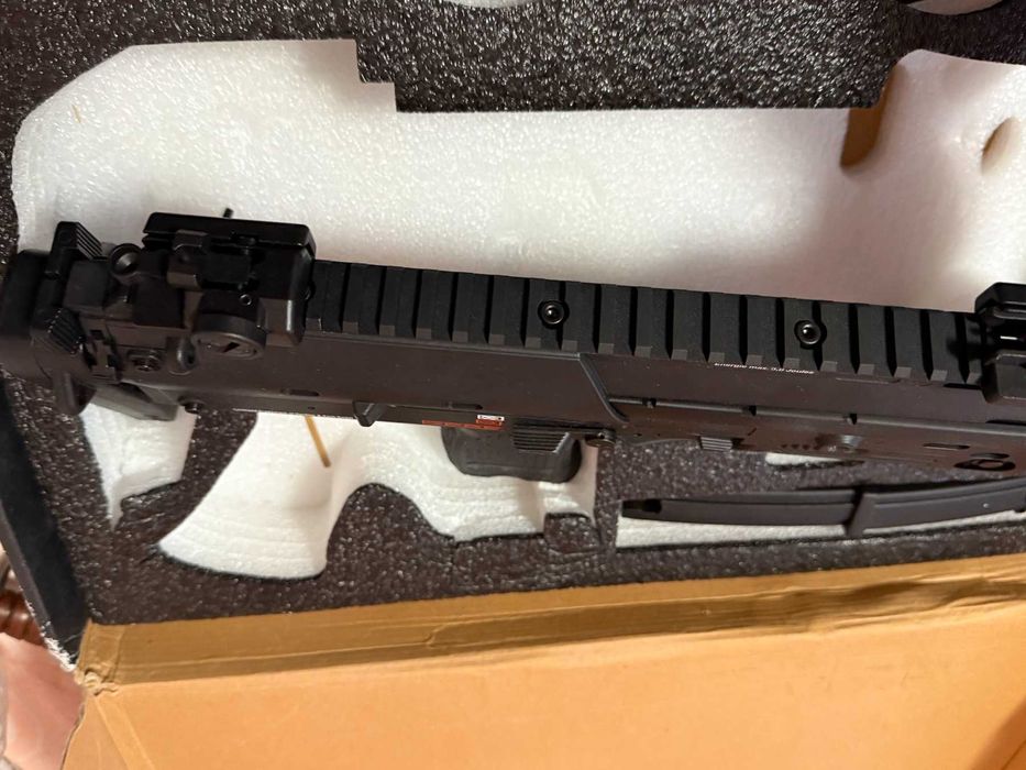 Umarex Heckler & Koch Submachine MP7 A1 GBB въздушна 6мм топчета