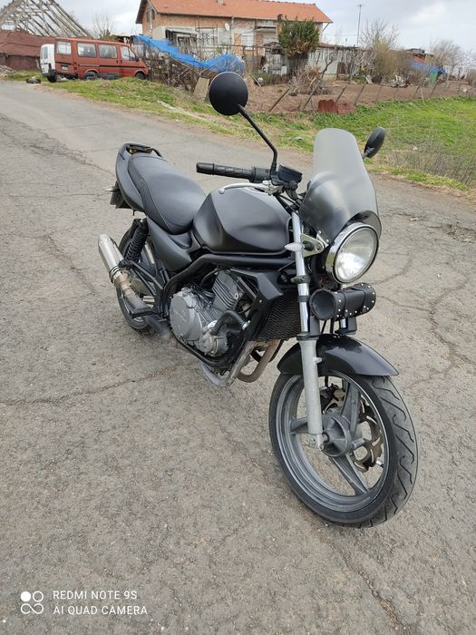 Kawasaki er 5 500