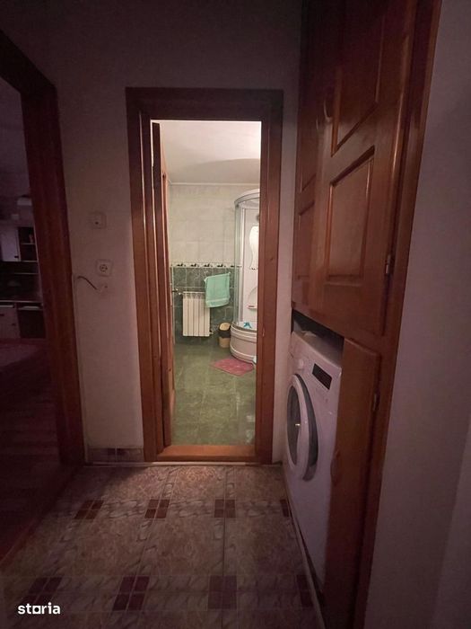 Apartament 3 cam decomandat, mobilat, 2 balcoane, spațiu depozitare — fotografia 3
