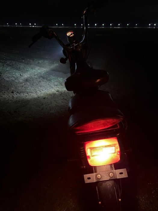 Мопед скутер мото