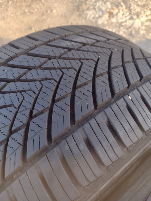 Топ състояние 2бр 225/45/18 Ротала дот1624