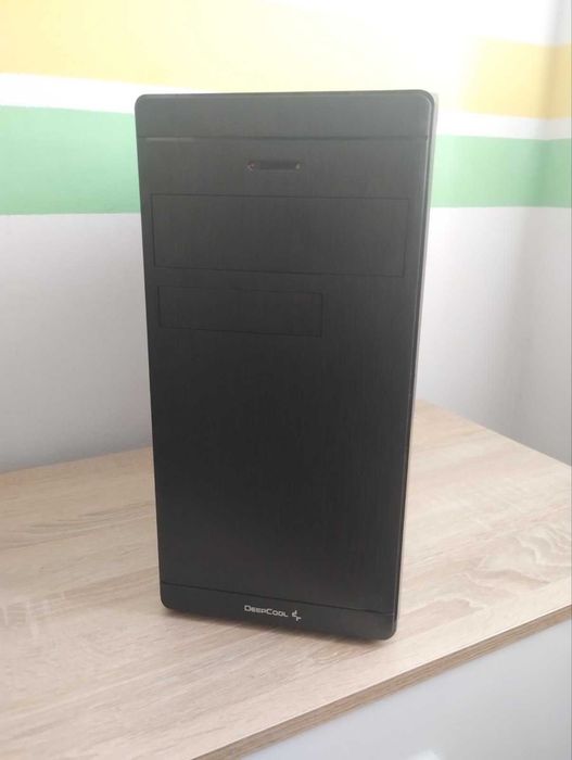 Професионален или гейминг компютър