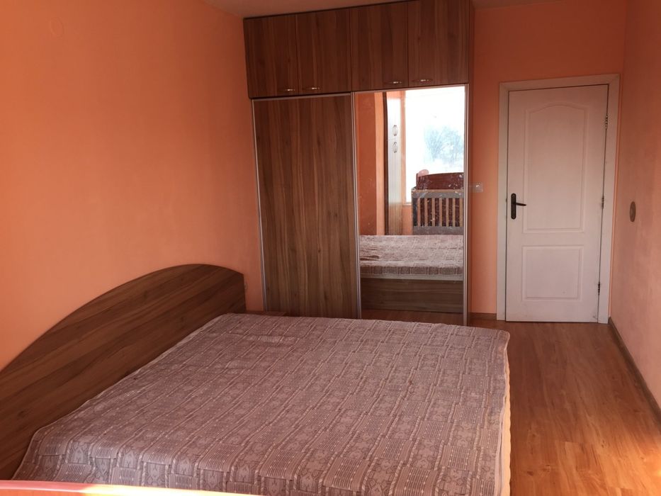 Дава се под наем Тристаен апартамент в Варна, Възраждане 1 - 89 кв.м за 612 € - Снимка #4